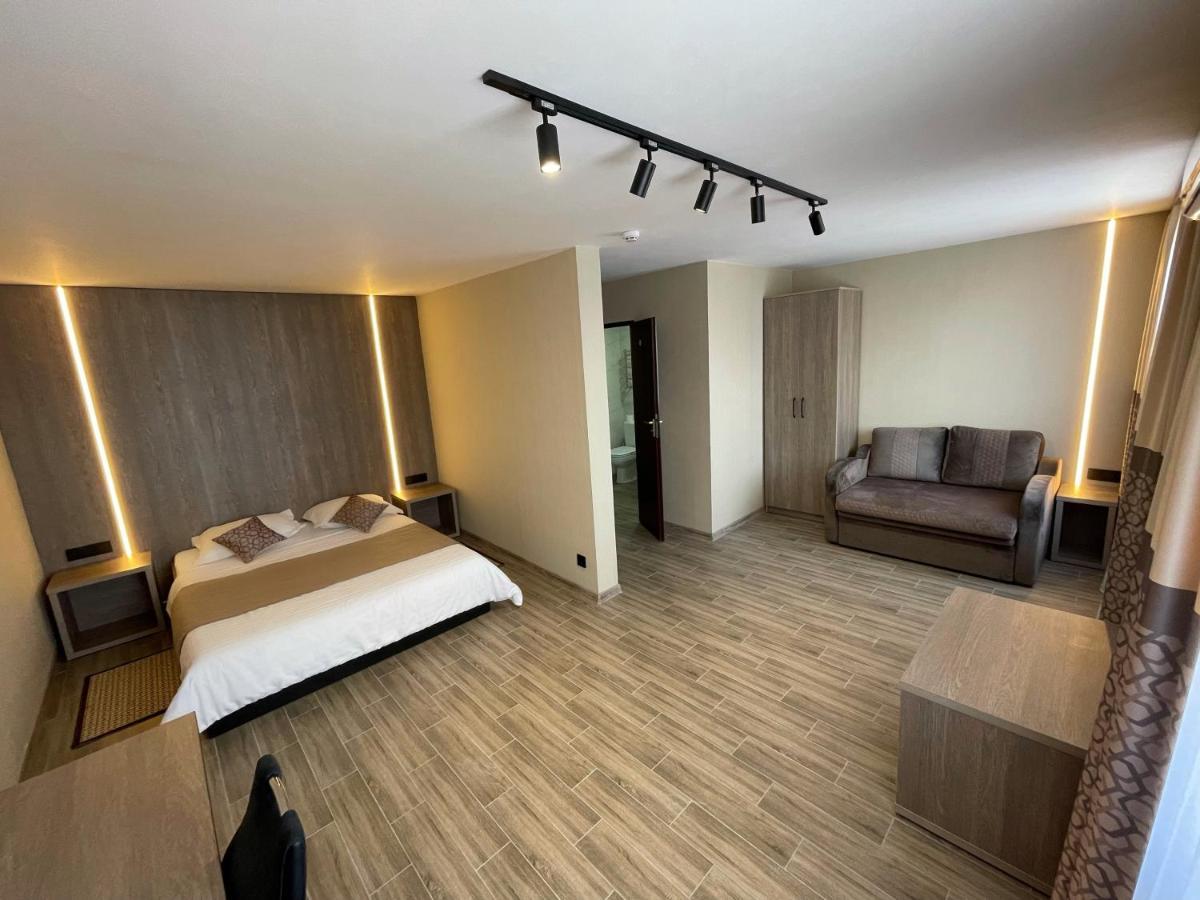 Hotel Complex Ukraine Lutsk Exterior photo